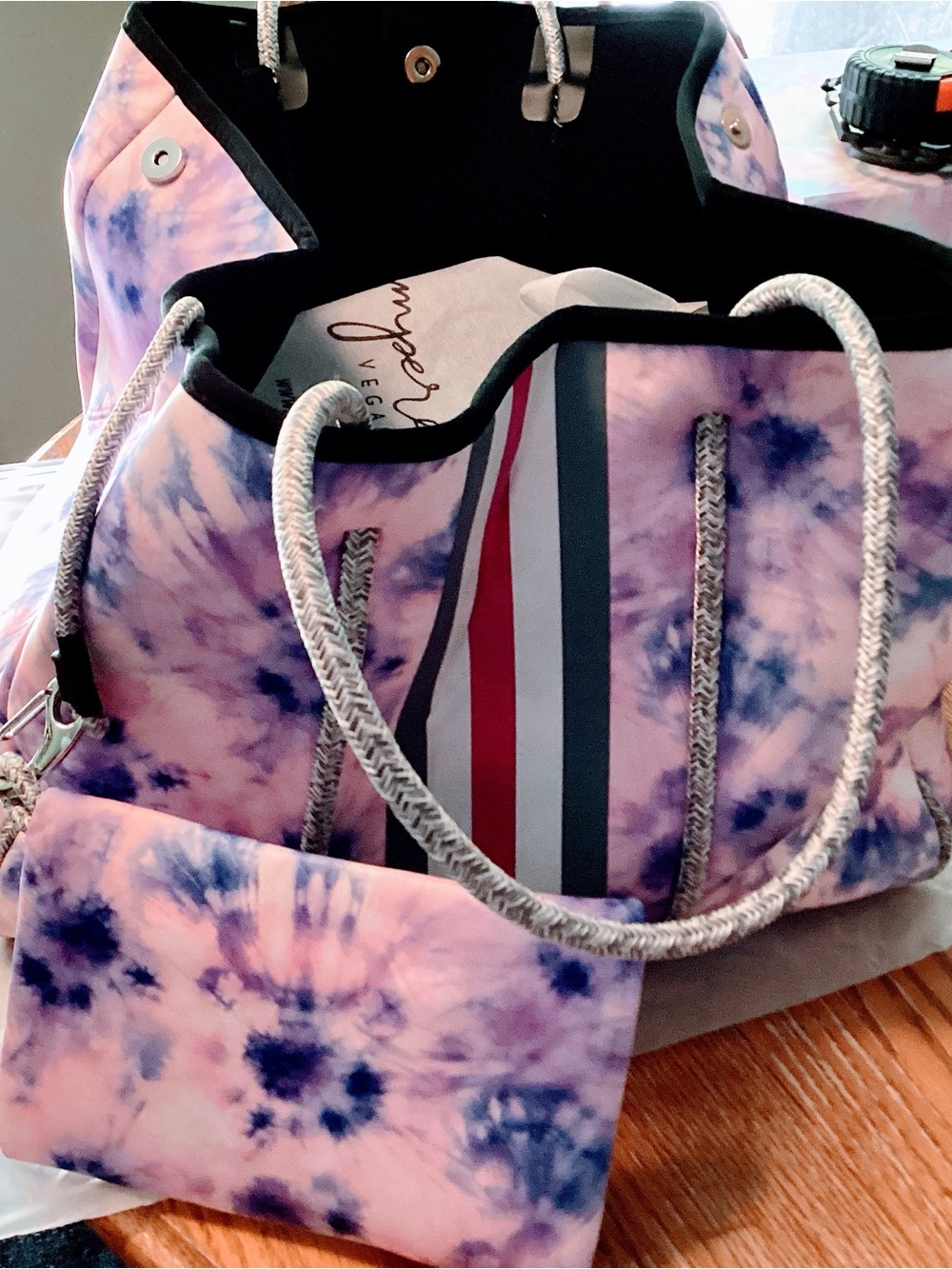 Neoprene Tie-Dye Tote with Matching Pouch - Pink & Navy